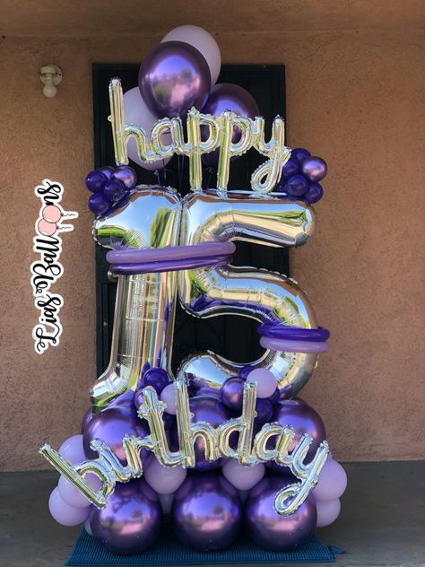 15 Ballons Decoration, 15 Birthday Balloon Bouquet, Purple Balloons Decorations, Purple Ballon Arrangement, Purple 50th Birthday Ideas For Women, 15 Balloon Bouquet, Purple Balloon Decorations Birthday, 15 Birthday Balloons, Purple Balloon Bouquet