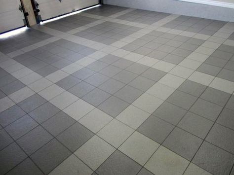 Traditional Stone Tile Garage Floors With Simple Pattern Garage Tile Floor Ideas, Garage Flooring Ideas, Garage Flooring Options, Parking Tiles, Garage Boden, Garage Tile, Garage Floors, Garage Parking, Garage Floor Tiles