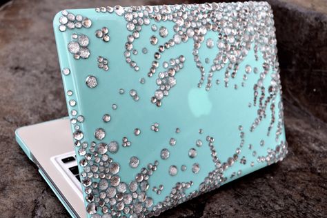 I want this or need to make this Rhinestone Laptop, Macbook Pro Colors, Cute Laptop Cases, Laptop Design, Shell Color, Macbook Laptop, Apple Laptop, Diy Rhinestone, Mac Laptop