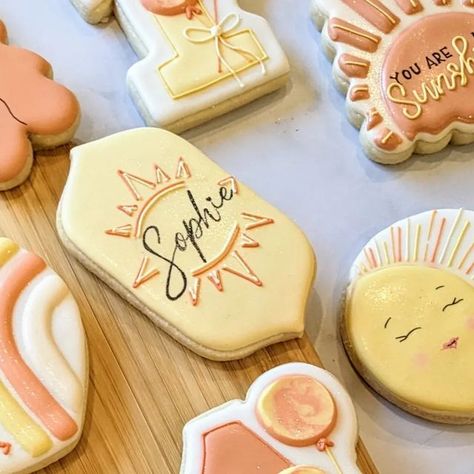 Custom Decorated Sugar Cookies (San Jose, CA) on Instagram: "🔆 You Are My Sunshine 🔆 Getting to do a similar sun theme two sets in a row was a stroke of luck! I don't get to choose the themes that come my way but I do get to choose the themes I take on. This theme brought me so much joy to make! It's light hearted and sweet. One theme can take on so many different creative directions! All sets I create are custom and original to the customer because no two sets will ever be the same. . . . You Are My Sunshine Cookies Decorated, You Are My Sunshine Cookies, Sunshine Cookies Decorated, Here Comes The Sun Cookies, Sunshine Basket, Sun Cookies, Sunshine Cookies, Sun Theme, Boho Birthday Party