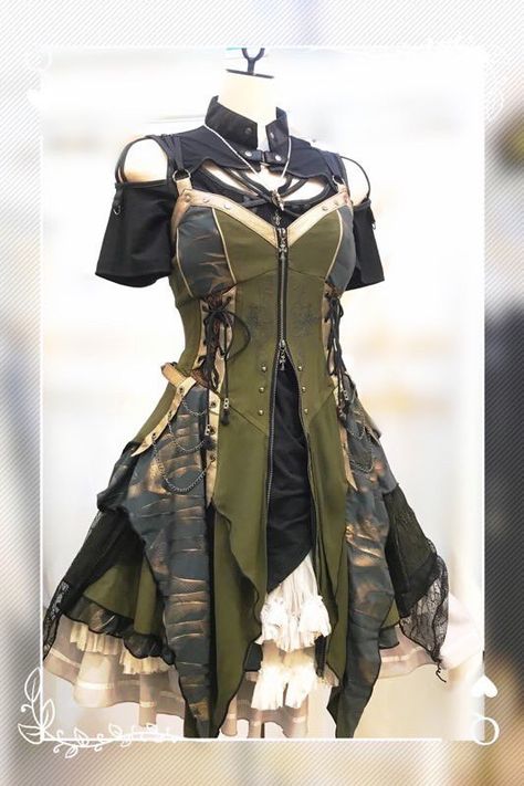 Artificer Clothes, Fantasy Adventure Aesthetic Outfit, Fantasy World Clothes, Adventure Clothes Fantasy Art, Dragoncore Outfits, Female Adventurer Outfit, Adventure Clothes Fantasy, High Fantasy Clothing, Solarpunk Outfit