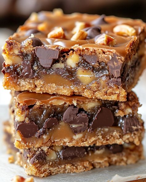 Gooey Caramel Chocolate Crunch Bars Recipe Chocolate Caramel Bars, Chocolate Crunch Bars, Crunch Bars Recipe, Crunch Bars, Gooey Caramel, Caramel Crunch, Caramel Bars, Crunch Bar, Chocolate Crunch