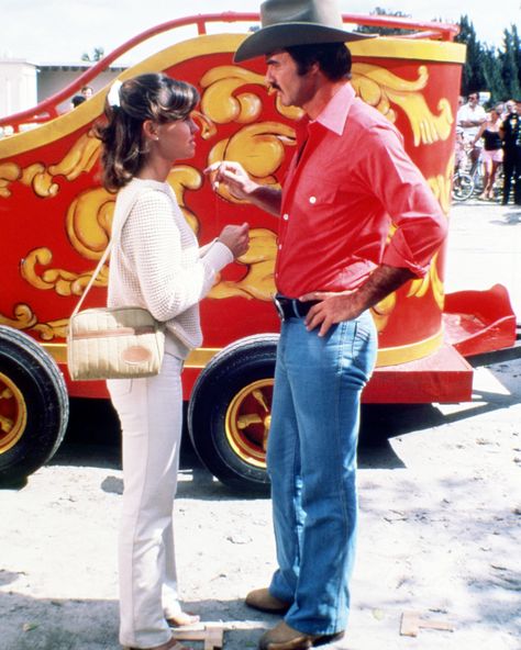 burt reynolds sally field Bert Reynolds, Jerry Reed, 24x36 Poster, Movie Halloween Costume, Jackie Gleason, Sally Field, The Bandit, Smokey And The Bandit, Burt Reynolds