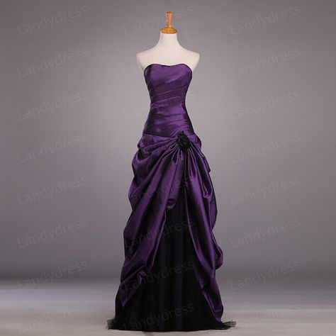 Regal Prom Dress, Dark Purple Dress Long, Prom Dress Dark Purple, Dark Purple Gown Elegant, Dark Purple Dress Prom, Purple Gothic Prom Dress, Midnight Purple Prom Dress, Purple And Black Prom Dress, Deep Purple Prom Dress