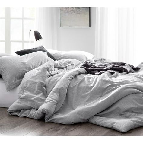 Byourbed BYB Natural Loft Comforter (King), Grey Cali Apartment, College Bed, Dorm Design, Masculine Bedroom, Reversible Bedding, Twin Xl Comforter, Deco Bedroom, Reversible Comforter, Ruffle Bedding