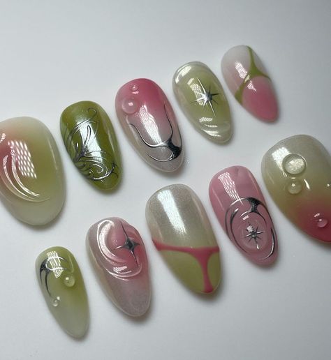 @innerbloom.nails Acrylic Nail Designs Coffin, Band Nails, Nails Arts, Retro Nails, Vintage Nails, Nails Now, Grunge Nails, Really Cute Nails, Pretty Gel Nails