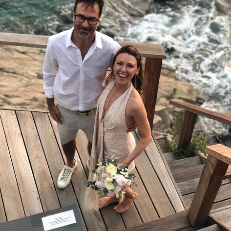 Elizabeth Hendrickson Married Rob Meder — See the Gorgeous Wedding Photos! Sarah Ramos, Elizabeth Hendrickson, Lynn Whitfield, Jessica Collins, Kirsten Storms, Kids Social Media, Jeremiah Brent, Kelly Preston, The Young And The Restless