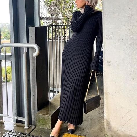 Knitted Winter Dress, Ribbed Maxi Dress, Long Knitted Dress, Sweater Maxi Dress, Maxi Dresses Fall, Black Sweater Dress, Sophisticated Dress, High Waist Fashion, Knitwear Dress