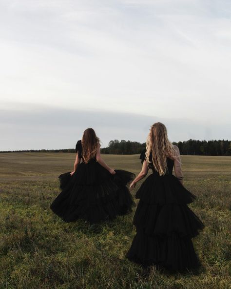 { Witches From The North } 🌙 on Instagram: “⋆ Hello everyone. This is us, two Virgo sisters wandering into our spiritual imagination. We’re looking forward to introducing ourselves a…” Witchy Family Photos, Witch Shoot, Witch Sisters, Sweet 16 Photos, Sisters Photoshoot, Photoshop Photography, Black N White Dress, Looking Forward, Hello Everyone