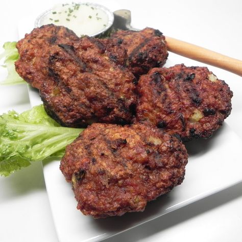 Croatian Cevapi Croatia Recipes, Cevapi Recipe, Meat Patties, Grilled Sausage, Seasoning Blend, Ground Meat, Grilled Meat, Outdoor Grill, Tandoori Chicken