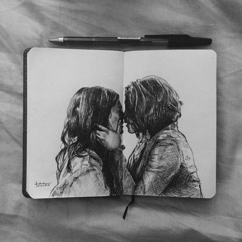 • @laur.ayy Sketchbook Drawings, Tattoo Sketch, Japon Illustration, Amazing Artwork, Trendy Art, Art Drawings Sketches Creative, Art And Illustration, Cool Art Drawings, Art Drawings Simple