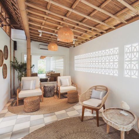 Bali Nail Salon, Bali Spa Interior Design, Boho Nail Salon Ideas, Tanning Salon Aesthetic, Boho Nail Salon, Tanning Salon Design, Maintenance Free Deck, Nail Salon Interior Design, Garden Pathways