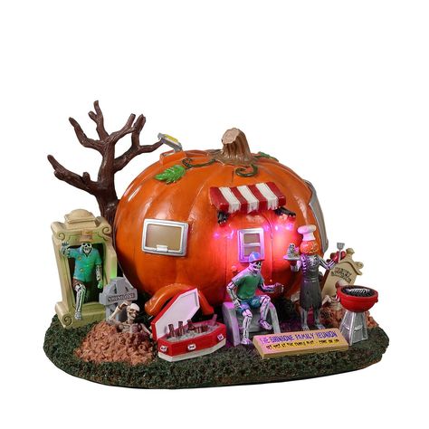 Lemax Halloween Village, Lemax Halloween, Lemax Village, Lemax Spooky Town, Good Family, Pumpkin House, Spooky Town, From Beyond, Wreath Home Decor