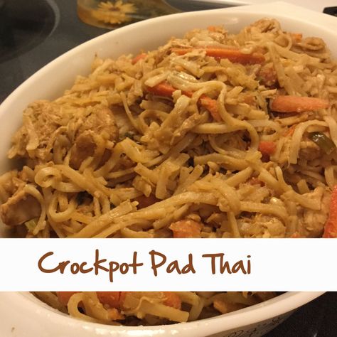 Crockpot Pad Thai | I will make crafts and cook better Crock Pot Chicken Pad Thai, Pad Thai Crockpot Recipes, Crockpot Chicken Pad Thai, Crockpot Pad Thai Chicken, Crock Pot Pad Thai, Slow Cooker Pad Thai, Crockpot Pad Thai, Thai Crockpot Recipes, Pad Thai Recipe Easy