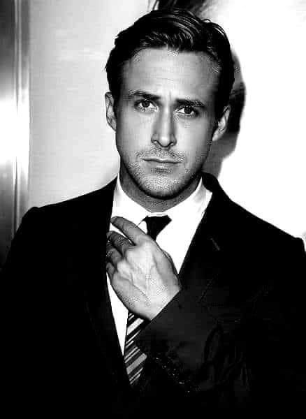 Ryan Gosling Black And White, Ryan Gosling Grey Man, Ryan Gosling Birthday Cake, Literally Me Ryan Gosling, Young Ryan Gosling, Ryan Gosling Aesthetic, Ryan Gosling Ken, Ryan Gosling Drive, Ryan Gosling Style