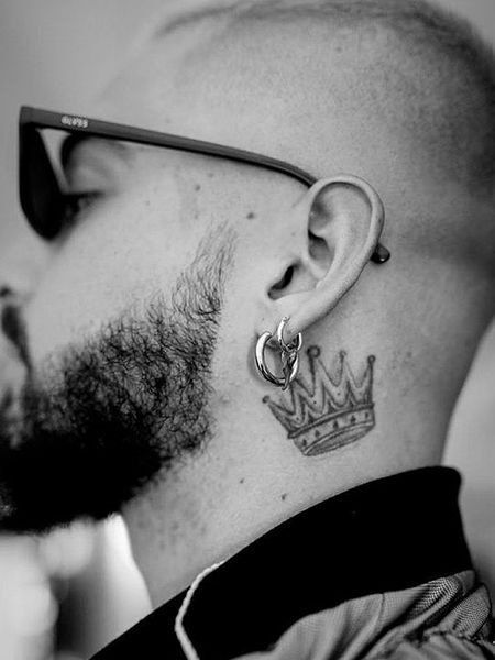 Crown Tattoos For Men, Crown Neck Tattoo, Crown Hand Tattoo, A Crown Tattoo, Crown Tattoo Ideas, Crown Tattoo Men, Tattoos Ideas For Men, Queen Crown Tattoo, Small Crown Tattoo