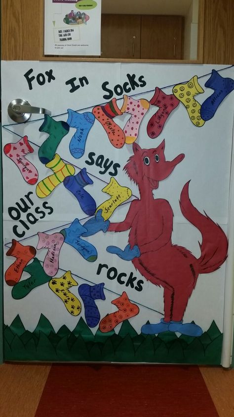 Dr Seuss fox in socks door decoration Dr Seuss Reading Bulletin Board, Dr Seuss Fox In Socks, Preschool Animals, Dr Seuss Bulletin Board, Classroom Artwork, March Preschool, Dr Seuss Preschool, Fox In Socks, Orange Room