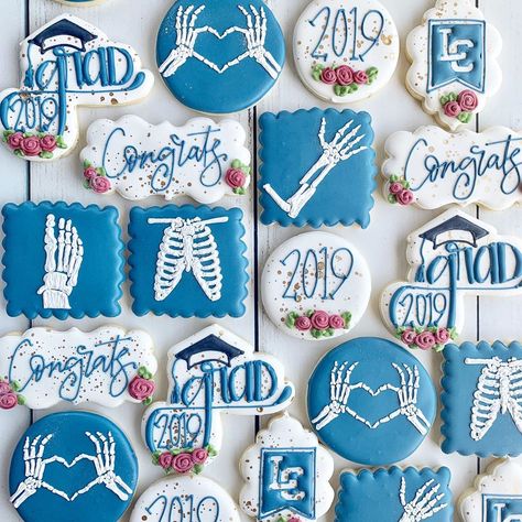 Chiropractor Cookies Decorated, Rad Tech Cookies, Radiology Cookies Decorated, Radiology Tech Graduation Party, Radiology Graduation Party, Radiology Cookies, Radiology Party, Radiology Cake, Respiratory Therapy Graduation Party