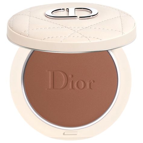 Dior Powder, Golden Skin Tone, Christian Dior Makeup, Makeup Images, Natural Hydration, Powder Bronzer, Dior Forever, Compact Powder, Beauty Samples