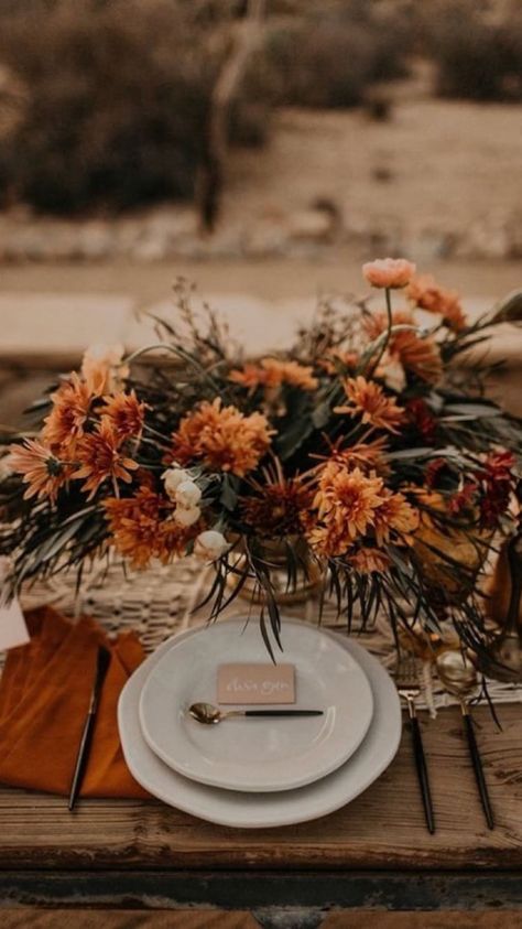 Boho Wedding Theme, Burnt Orange Weddings, Beautiful Desert, Wedding Color Trends, Tub Time, Desert Elopement, Tablescape Inspiration, Fall Wedding Centerpieces, Fall Weddings