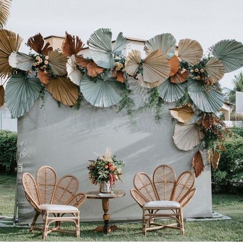 Bday Background, Flower Backdrop Wedding, Corporate Events Decoration, Wedding Background Decoration, Lights Wedding Decor, Wedding Stage Design, 40th Birthday Decorations, Paper Leaves, Paper Flower Backdrop