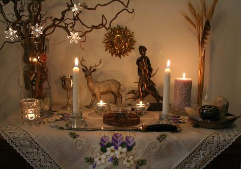 MY IMBOLC ALTAR Imbolc Altar, Imbolc Ritual, Witchcraft Altar, Arte Occulta, Witches Altar, Pagan Altar, Season Of The Witch, Witch Aesthetic, Greek Gods