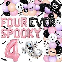 Halloween 4th Birthday Party, Spooky Balloons, Halloween Birthday Decorations, Halloween Theme Birthday, Halloween Birthday Party Decorations, Black And White Balloons, Halloween Themed Birthday Party, Halloween 1st Birthdays, Uhyggelig Halloween