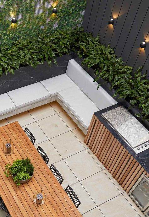 Outside Barbecue Area Ideas, Built In Bbq On Deck, Built In Barbecue Outdoor, Courtyard Dining Area, Outdoor Barbeque Area, Outdoor Barbecue Area, Outdoor Bbq Area, Outdoor Barbeque, Outdoor Bbq Kitchen