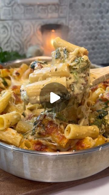 Pasta | Noodles on Instagram: "One-Pan Creamy Pesto Chicken & Broccoli Pasta Bake 🤤
Credits @heresyourbite

The elite pastacookbook (100++ recipes) 🍝
LINK IN BIO👆

Ingredients:
1lb pasta of choice
5-6 cups chicken broth (one-pot version)
1/3 cup cun-dried tomatoes + oil
1lb chicken
1 tbsp butter
1/2 yellow onion, diced
Salt and pepper, to taste
Paprika, to taste
Oregano, to taste
Tony’s seasoning, to taste
1 head of garlic, minced (or to taste)
2 cups heavy cream
1-2 cups cooked broccoli, to taste
2 handfuls spinach, to taste
2 cups freshly shredded parmesan cheese
2 cups shredded mozzarella
1/2 cup pesto, to taste
Parsley to garnish

One-Pot Version:
1. Preheat oven to 350F
2. In a large saucepan or dutch oven, heat about 1tbsp of sun-dried tomato oil over medium/high heat. Cook your c Chicken Broccoli Pasta Bake, Tomato Oil, Creamy Pesto Chicken, Cooked Broccoli, Broccoli Pasta Bake, Chicken Broccoli Pasta, Creamy Pesto, Broccoli Pasta, Garlic Head