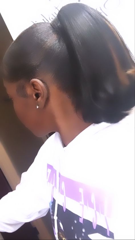 Ponytail With Front Pieces, Barbie Ponytail, Front Pieces, Girl Prom, Prom Themes, Girl Hair, Black Girls Hairstyles, Prom Hair, Hair Ideas