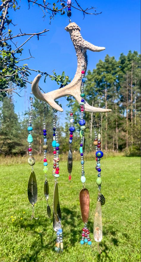 Deer Antler Wind Chime, Forest Hangout, Antlers Decor Diy, Deer Antler Crafts Diy, Bone Wind Chime, Antler Crafts Diy, Deer Antler Crafts, Native American Studies, Deer Antler Decor