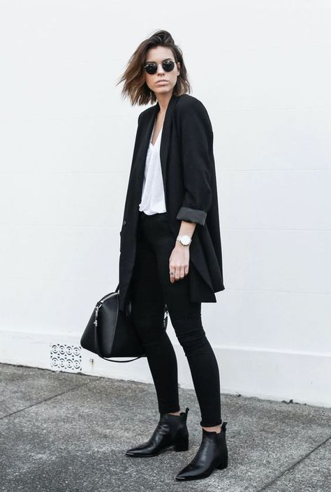 Outfit Blazer, Moda Do Momento, Boss Outfit, Boots Outfit Ankle, Work Fits, Formal Outfits, Womens Style, Androgynous Fashion, Mode Ootd