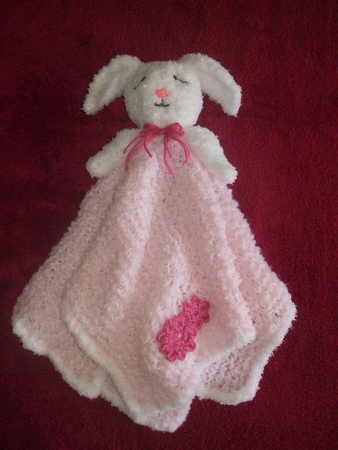 Bunny Blanket Buddy, Knitting Blankets, Baby Snuggles, Bunny Lovey, Bunny Blanket, Crochet Lovey, Animal Knitting Patterns, Sweater Patterns, Knitting Paterns