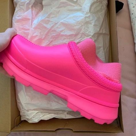 Ugg Pink Tasman, Tasman X Ugg, Ugg Tasman X Boots, Pink Tasman Uggs, Pink Ugg Tasman, Uggs Shoes, Tasman Uggs, Pink Ugg Boots, Pink Uggs