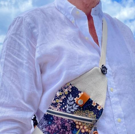 Kandou Patterns on Instagram: "Last day of holiday. Isn’t it wonderful to make something your loved one actually loves??!! #kandoucrafts #kandoupatterns #kandouslingbags #kandouminislingbag #slingbagsformen #unisexbagpatterns #easyslingbagpattern #minislingbag #lovebagmaking #holidaybagpattern #travelbagpattern #seeyouatsixfabric #bagineersofinstagram" Kandou Patterns, Sling Bag Pattern, Mini Sling Bag, Bag Pattern, Last Day, Bag Making, Wonder, Sewing, Pattern