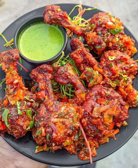 Indian Food Aesthics, Spicy Food Aesthics, Pan Fried Momos, Food Aesthics, Bangladeshi Aesthetic, Chicken Fry Recipe, Indian Fast Food, Breakfast Spread, Chicken Fry