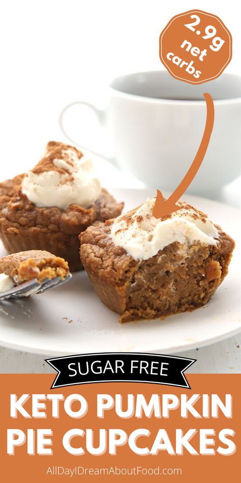 Like eating the center of a pumpkin pie, these rich and delicious cupcakes are so easy to make and completely sugar free! Healthy Pumpkin Recipes Low Calories, Pumpkin Pie Cupcakes Recipe, Pumpkin Keto, Cupcakes Healthy, Keto Pie, Creamy Pumpkin Pie, Pumpkin Pie Cupcakes, Low Carb Pumpkin Pie, Keto Cupcakes