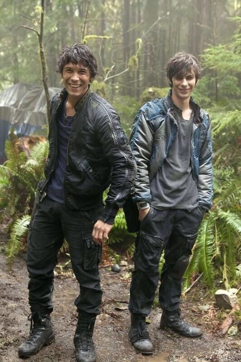 Msg to "shitle" This is Jasper and Bellamy from The 100...and they'd never do something like this. (Be one of the guys?) I walk through the woods, wearing my usual clothes. Dark wash skinny jeans, hunting boots, a black shirt and a brown hunting jacket. As well as my bow and arrows which were hidden in a tree. I was heading to my spot when I hear a whistle. I look to my right and see two boys grinning at me. "Hello." One of them smirks. I only scoff and continue to walk. Then the other stops me Jasper Jordan, The 100 Characters, Devon Bostick, The 100 Cast, The 100 Show, Bob Morley, Theo James, The Hundreds, Intj