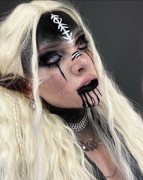 Warrior Makeup, Viking Makeup, Demon Makeup, Halloween Makeup Witch, Halloweenský Makeup, Creepy Halloween Makeup, Witch Makeup, Viking Hair, Halloween Makeup Scary