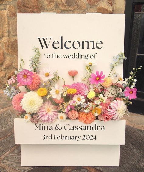 Whimsical Wedding Theme, Welcome Flowers, Madison Wedding, Wedding Signs Diy, Be Interesting, Wedding Entrance, Fingers Crossed, Pastel Wedding, Wildflower Wedding