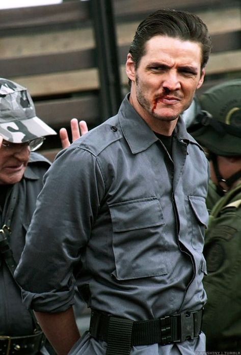 Burn Notice Pedro Pascal, Pedro Pascal Burn Notice, Pedro Pascal Eyebrow Raise, Pedro Pascal Young Pictures, Narcos Pedro Pascal, Pedro Pascal Smiling, Pedro Pascal Kingsman, Pedro Pascal Mandalorian, Young Pedro Pascal