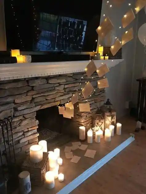 Harry Potter Eating Hall, Harry Potter Decor Home Diy, Harry Potter Thanksgiving Decorations, Harry Potter Sorcerers Stone Party, Harry Potter Themed Graduation Party, Hogwarts Fireplace, Hogwarts Christmas Party, Harry Potter Inspired House, Harry Potter Movie Party