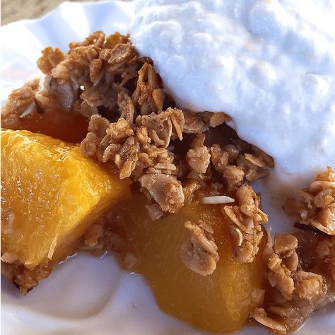 Peach Granola Crisp with Peach Cream Peach Granola, Irish Bread Pudding, Can Peaches Recipes, Irish Bread, Summer Eats, Healthier Desserts, Bake Recipes, Peach Jam, Bread Pudding Recipe