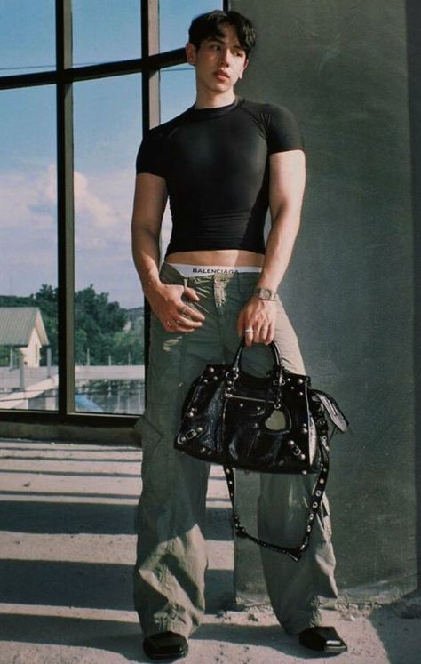 Men Cropped Top, Queer Fashion Crop Top, Male In Crop Top, Crop Top Outfits Men Street Styles, Men's Crop Top, Crop Top On Men, Male Sporty Outfits, Men In Crop Tops Aesthetic, Male Crop Top Aesthetic