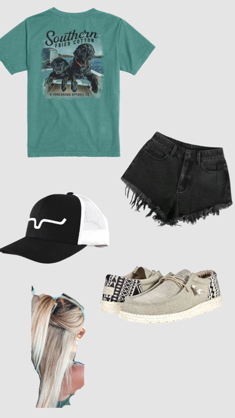 Western Outfits With Jean Shorts, Cute Southern Outfits Summer, Summer Country Outfits Casual, Cute Outfits With Hey Dude Shoes, Country Fits Summer, Cute Country Summer Outfits, Country Beach Outfit, Western Summer Outfits Shorts, Southern Aesthetic Outfits