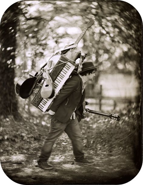 One-man Orchestra | Jim Gibbs | Richard Cynan | Flickr Performer Aesthetic, Musical Illustration, Street Performer, Street Musicians, Street Music, Americana Music, Man Band, Mountain Music, Street Musician