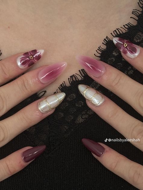 Water Encapsulated Nails, Classy Business Nails, Jelly Nail Polish Designs, Funky Tips Nails, Japanese Hard Gel Nails, Maximalist Nails Almond, Sculpting Gel Nails, Gemini Nails Designs, Spain Nails