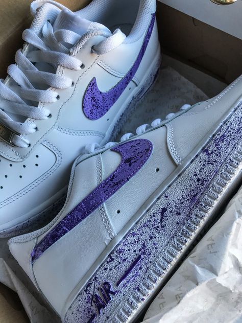 #nike #airforce1 #purple #custom #idea #summer #handmade #painting #paint #angeluspaint #brush #fashion Af1 Custom Ideas, Air Force Purple, Painted Air Force 1, Nike Airforce1, Custom Nike Air Force, Af1 Custom, Shoe Ideas, Custom Nike, Custom Ideas