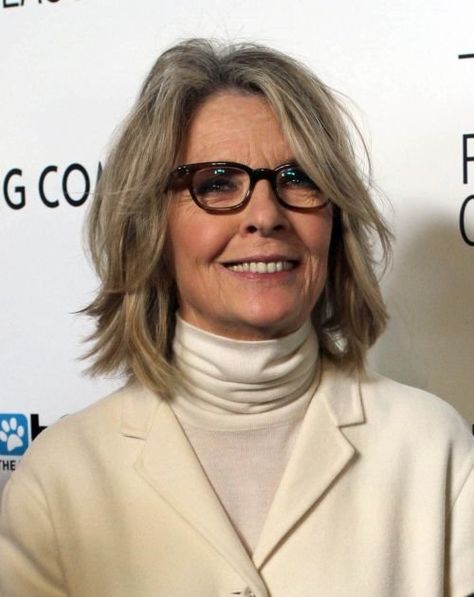 Diane Keaton Hairstyles, Elegance Hair, Really Curly Hair, Style Bob, Female Actors, Diane Keaton, Hair 2018, Mom Hairstyles, Old Lady