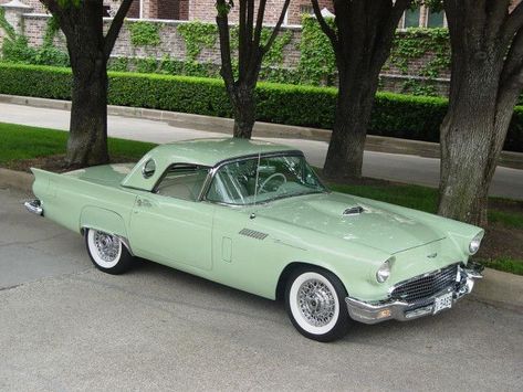 Willow Green 1957 Ford Thunderbird, Old Vintage Cars, Auto Retro, Ford Classic Cars, Classy Cars, Ford Thunderbird, Pretty Cars, Classic Cars Vintage, Vintage Trucks